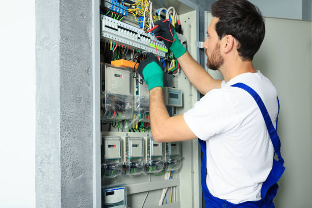 Best Circuit Breaker Repair  in Middleton, WI